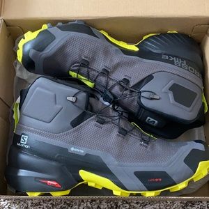 Men’s Salomon Hiking Shoes